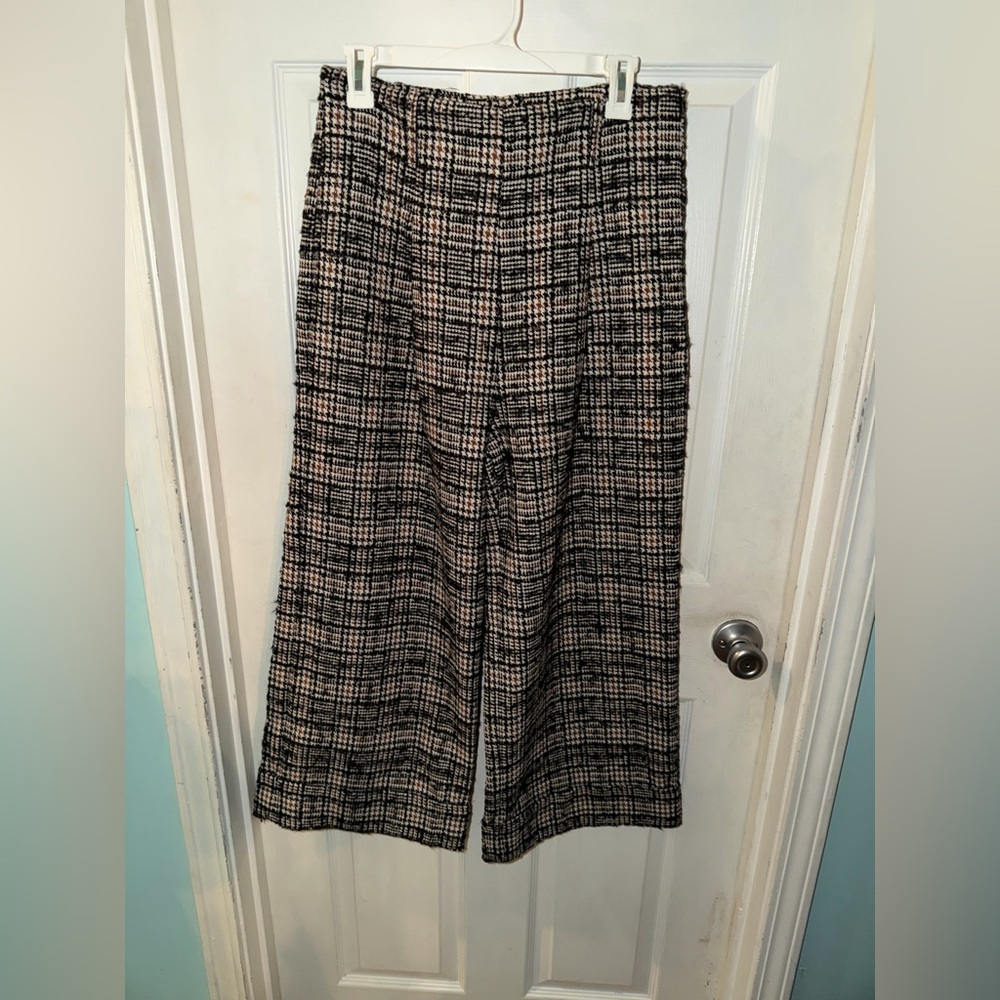 Lili Sidonio by Molly Bracken Black and Cream Plaid Wide-Leg Pants. NWT size M